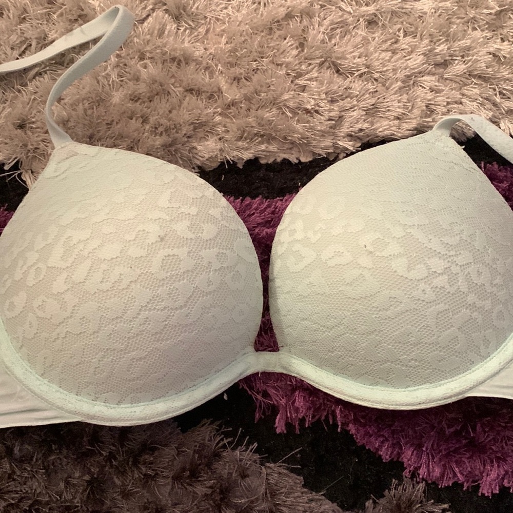 VS bra
